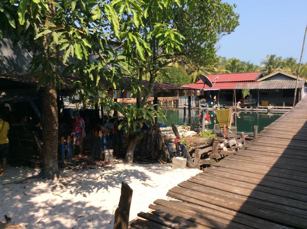 팜 비치 방갈로 리조트 Prek Svay Village 외부 사진