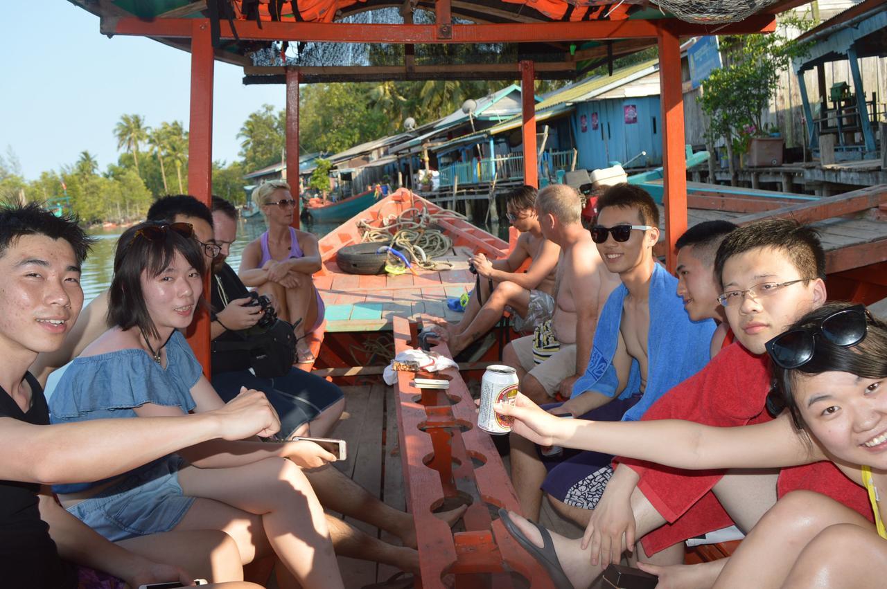 팜 비치 방갈로 리조트 Prek Svay Village 외부 사진